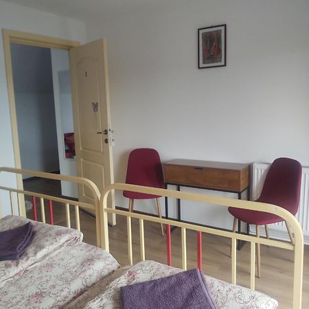 Vendel Guesthouse Lutoasa Екстериор снимка